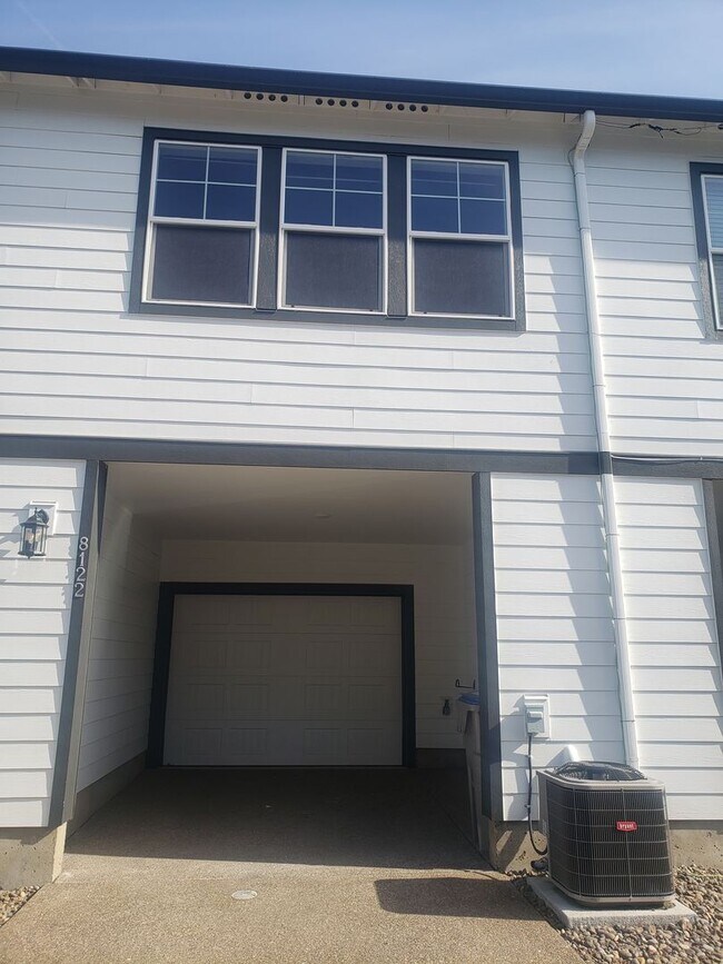 Foto del edificio - Reed's Crossing 2 bed/2.5 bath Townhome!