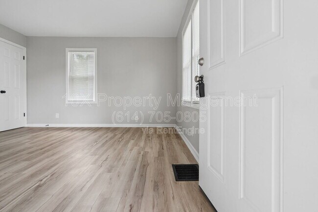 Foto del edificio - 782 Whitethorne Ave