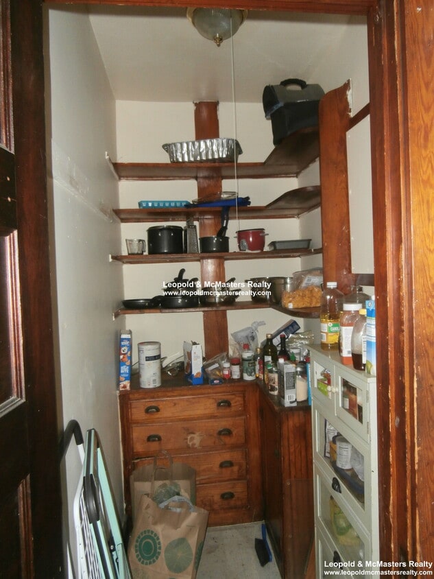 Primary Photo - 216 South St