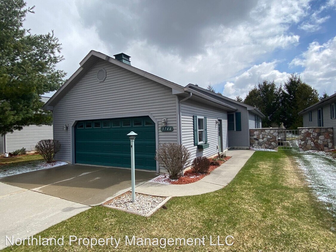 Primary Photo - 2 br, 2 bath House - 3744 Creekside Dr