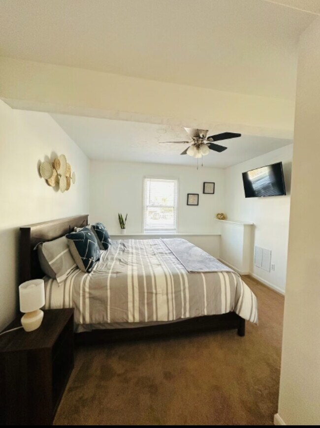 Foto del edificio - 2700 Pine Log Way