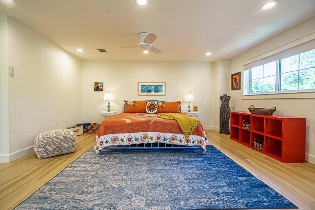 Foto del edificio - 509 E Live Oak St