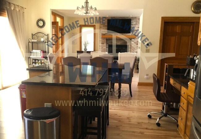Foto del edificio - 13835 Morningview Ct