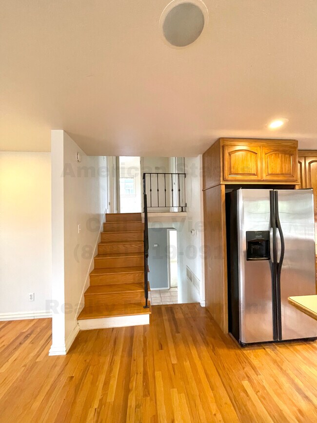 Foto del edificio - 1501 W Lemon Ave
