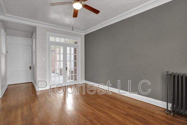 Foto del edificio - 310 S Cleveland St