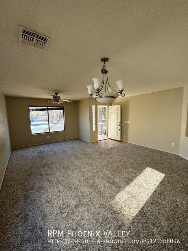 Building Photo - 3/2 Goodyear Home *NEW* Custom Paint + All...