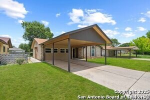 Building Photo - 713 Marilyn Dr