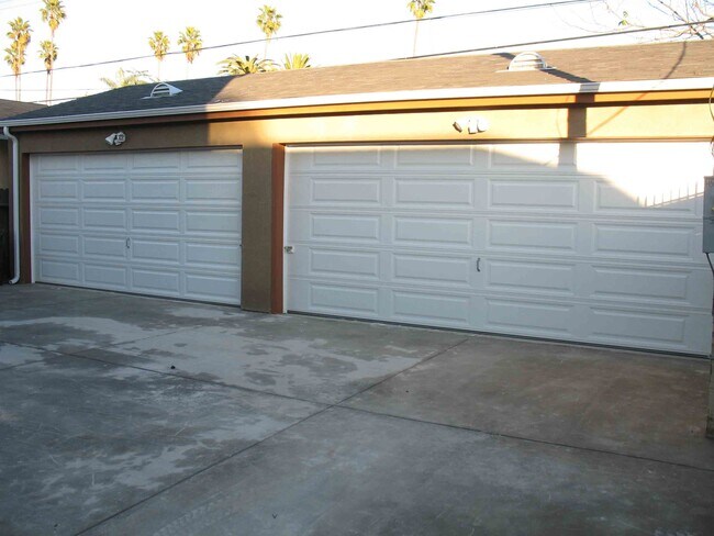 Building Photo - 4520 5th Ave