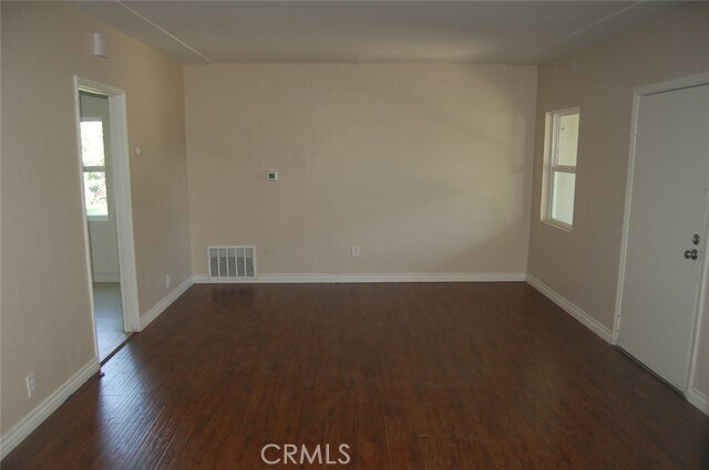 Building Photo - 8932 Poplar Ave