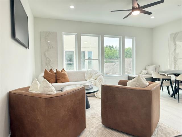 Foto principal - 7207 Mohawk Dr