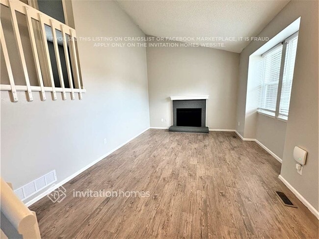 Foto del edificio - 5731 W 75th Pl