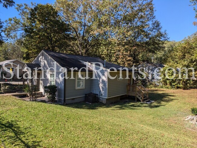 Foto del edificio - Cute Bungalow in Colonial Hills Neighborhood