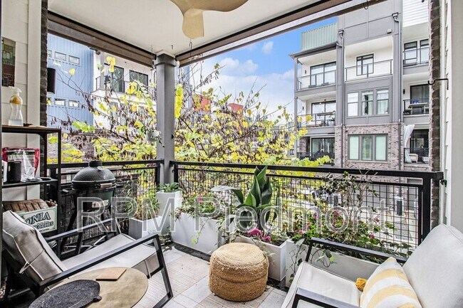 Foto del edificio - 395 Pratt Dr SE