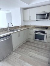 Building Photo - 2681 N Flamingo Rd