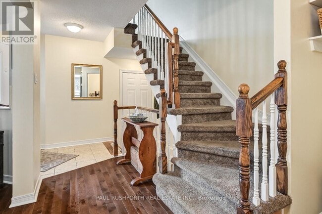 Building Photo - 83 Winnegreen Ct