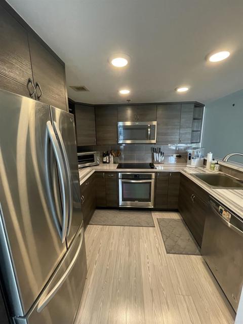 Foto del edificio - 425 W Beech St