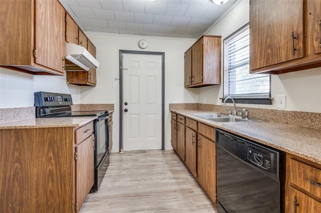 Foto del edificio - 9311 Oakland Dr