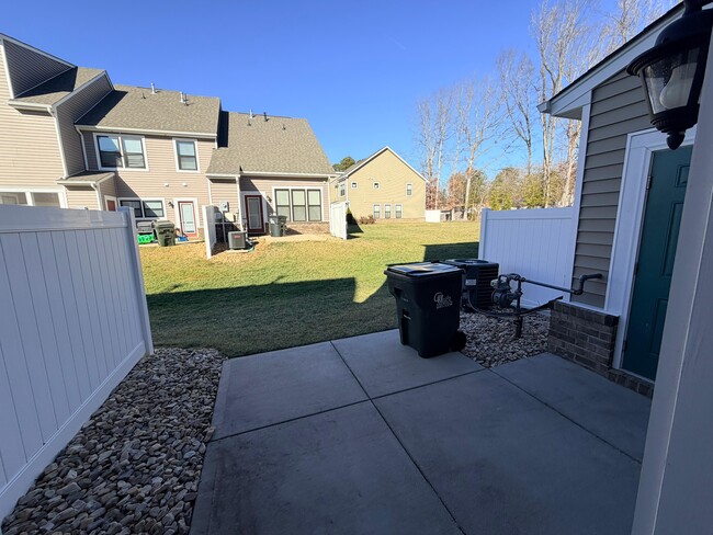 Building Photo - 12212 Ground Pine Ct