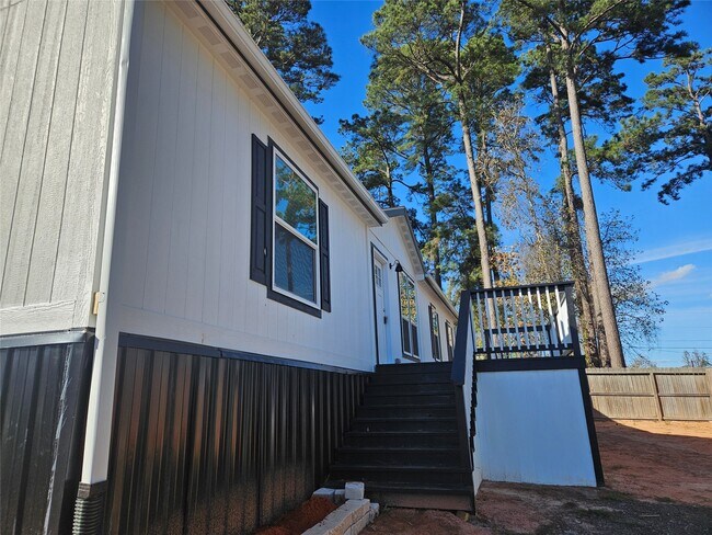 Building Photo - 16854 W Forrestal