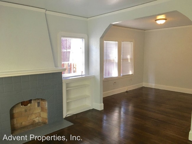 Building Photo - 1413 Neilson St