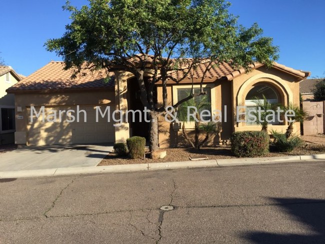 Building Photo - Wonderful 3 bedroom home in Mesa with comm...