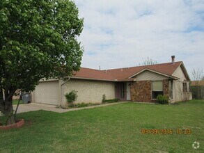 Building Photo - 6405 SW Glenhaven Ave