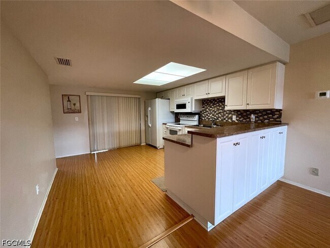 Foto del edificio - 613 SE 14th Terrace