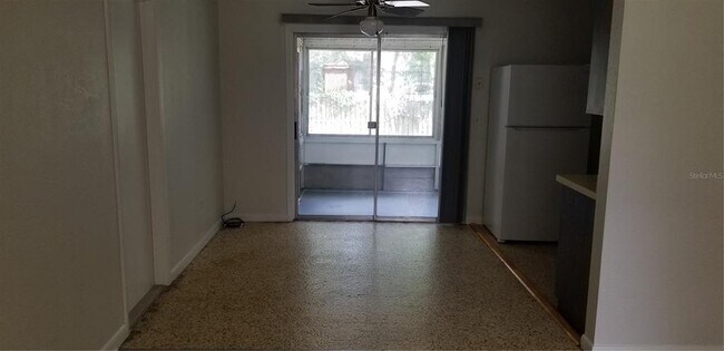 Foto del edificio - 414 N Fowler Dr