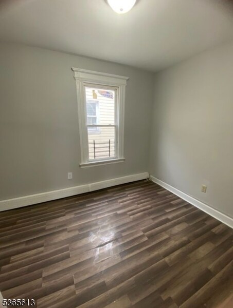 Foto del edificio - 650 S 18th St