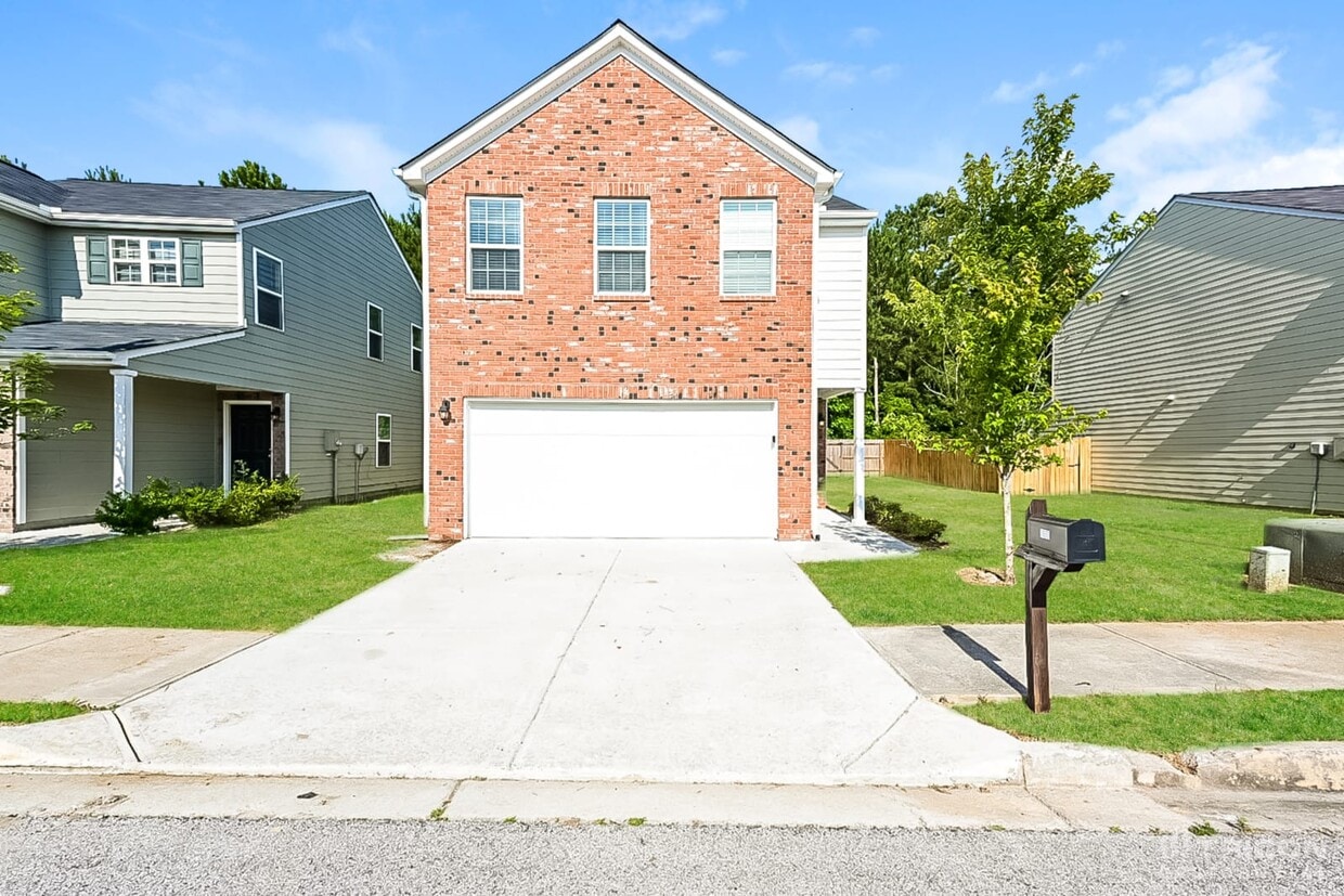 Foto principal - 7650 Volion Pkwy Fairburn GA