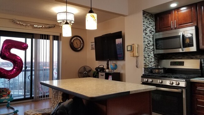 Foto del edificio - 9229 Queens Blvd