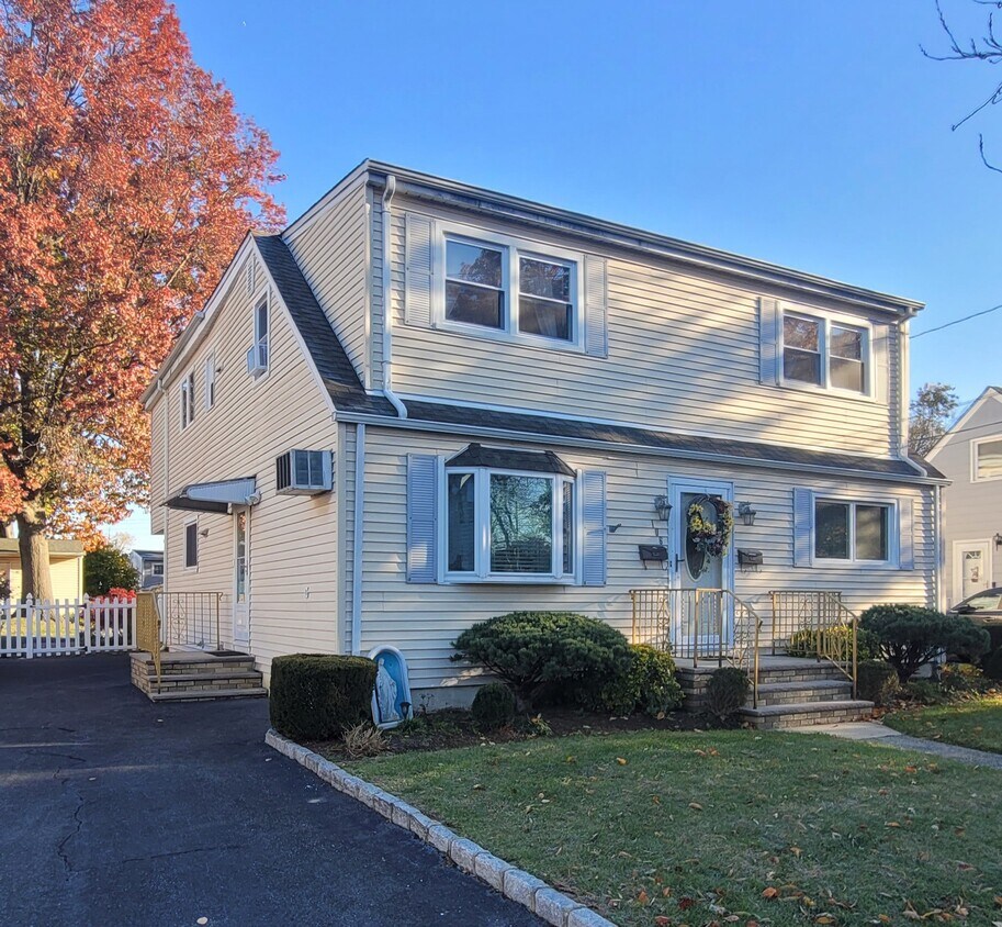 106 Chestnut St, Belleville, NJ 07109 House Rental in Belleville, NJ