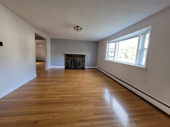 Foto del edificio - 5 Greenleaf Cir
