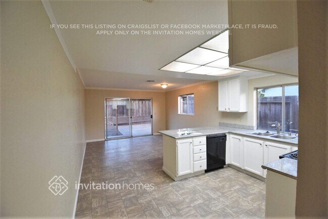 Foto del edificio - 4920 Dawson Dr