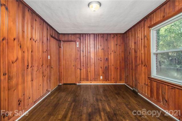 Foto del edificio - 4340 Castleton Rd