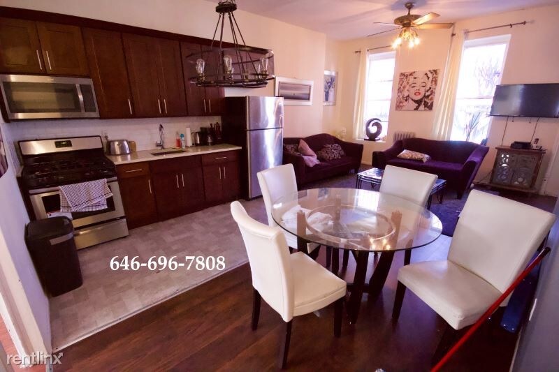 Foto principal - 548 St Marks Ave