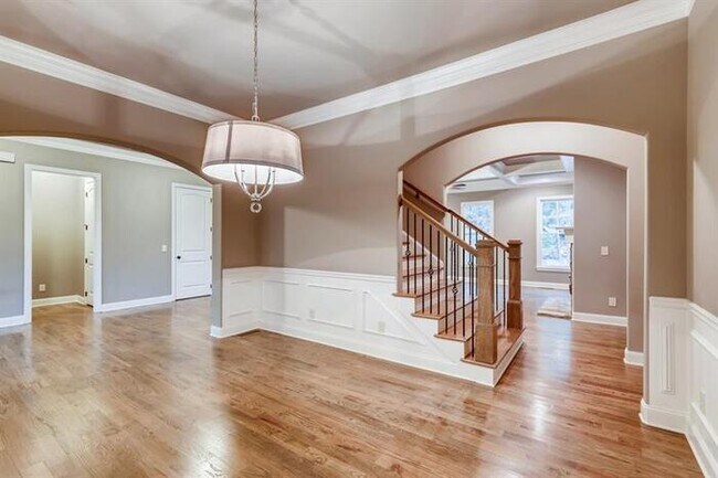 Building Photo - 219 Trecastle Square, Canton, GA, 30114