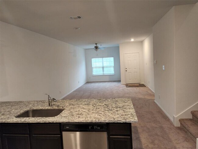 Building Photo - 18412 Speculator Ln