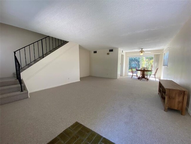 Foto del edificio - 310 SW 11th Ct