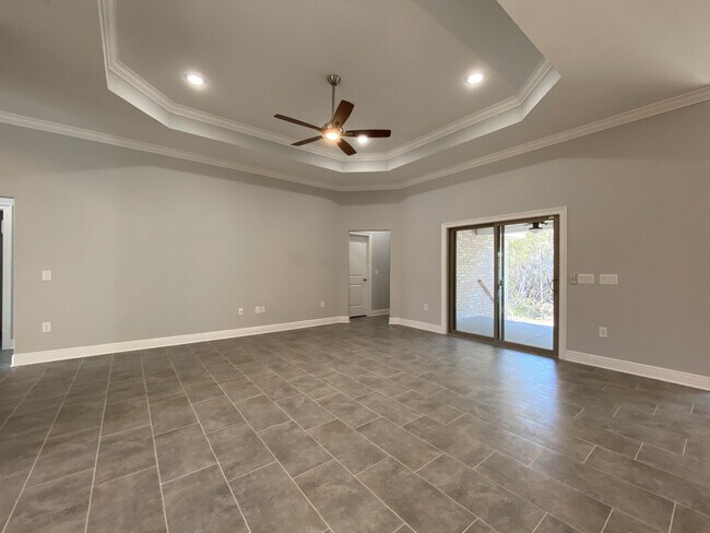 Building Photo - 2789 Riverside Landing Dr