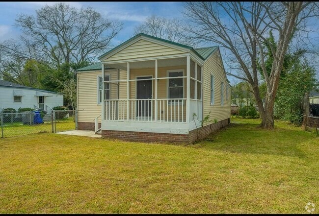 Building Photo - 2619 Ranger Dr