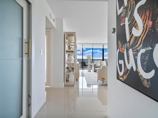 Foto del edificio - 780 NE 69th St
