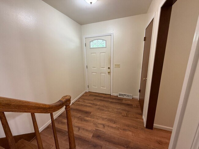Building Photo - 3 Westbrook Cir