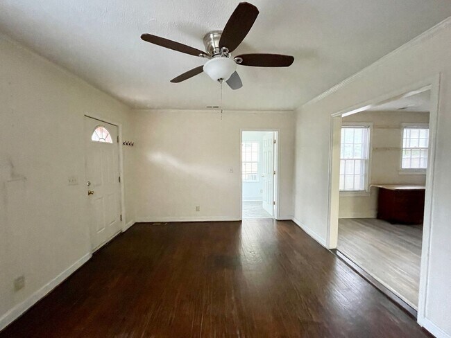 Building Photo - Rosewood