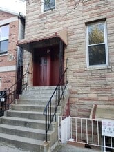 Building Photo - 231 W 23rd St