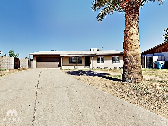 Building Photo - 8048 W Clayton Dr