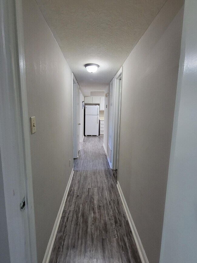 Building Photo - 3085 Parrish Rd