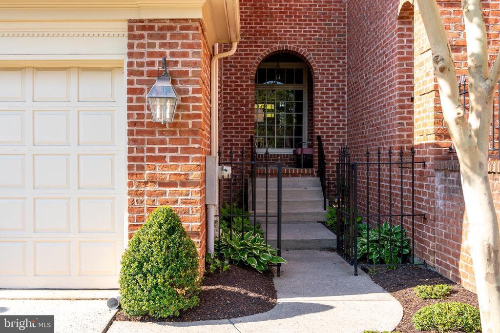 Foto principal - 210 Wellington Ct