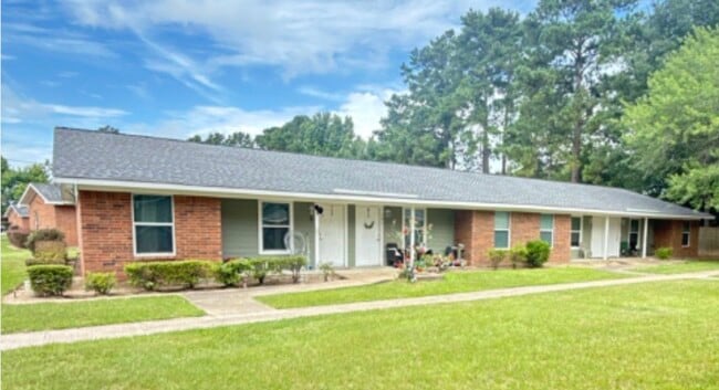 Building Photo - 2050 S Byrd Ave