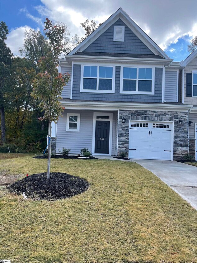 Foto principal - 208 Brochaill Ct